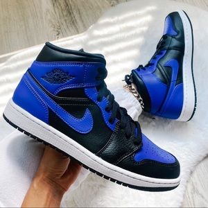Nike air jordan 1 mid sneakers